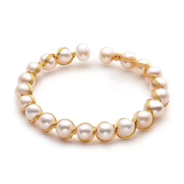 Classic Bracelet with Pearls in 14k Rose Gold